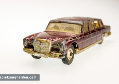 spielzeughelden.com - Mercedes-benz Pullmann - Corgy Toys